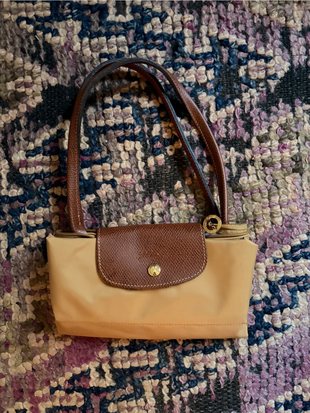 Longchamp Medium Le Pilage Nylon Shoulder Tote in Fawn - Picture 5 of 6